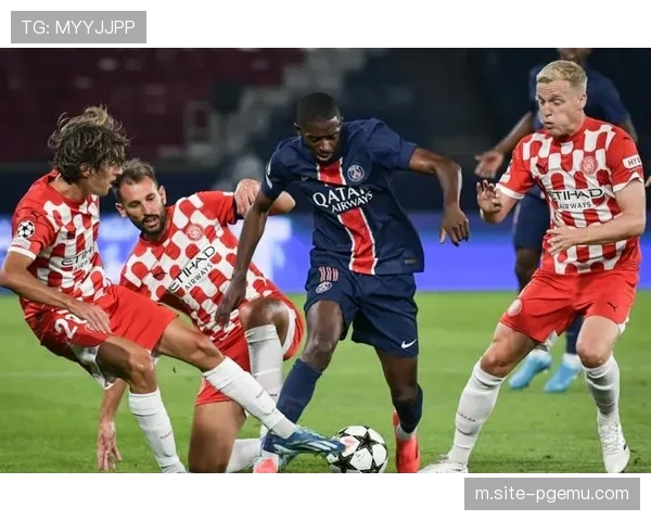 巴黎变阵四后卫稳固防守 马尔基尼奥斯统领防线